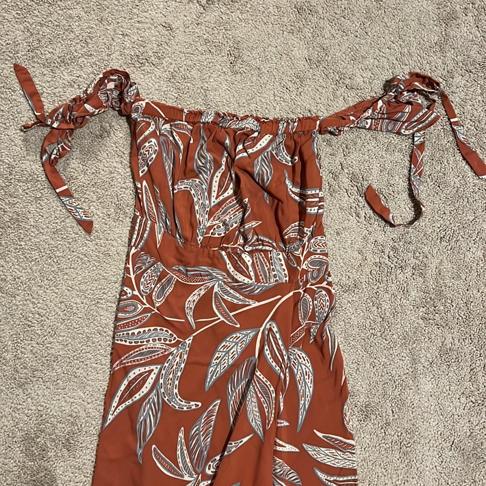 Vici Maxi Dress - Picture 3 of 7